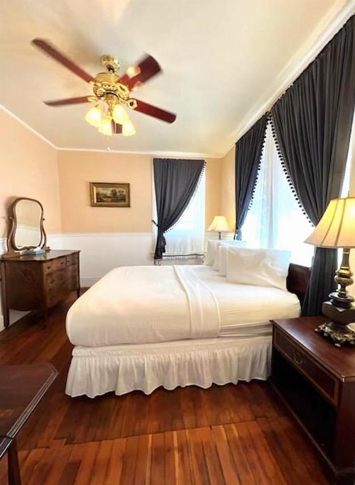 Copper Queen Hotel image 11