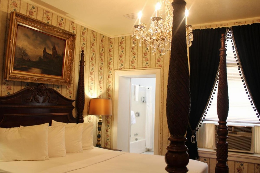 Room image 5
