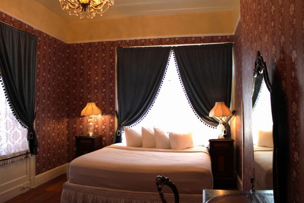 Room image 3