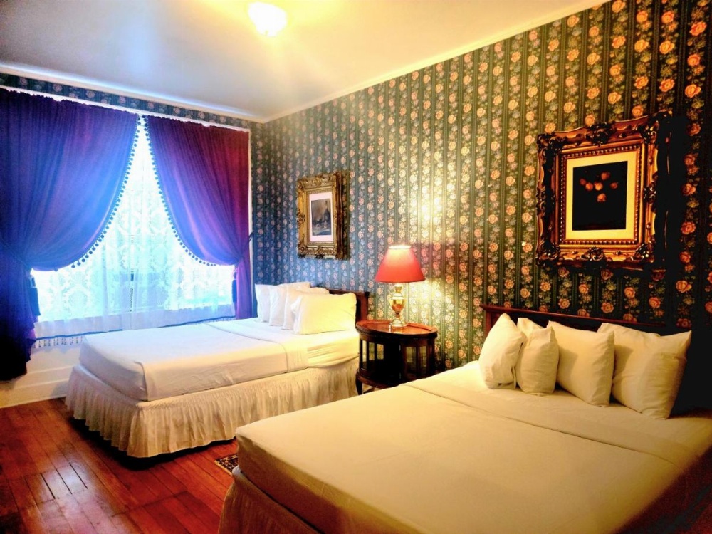 Queen Room with Two Queen Beds