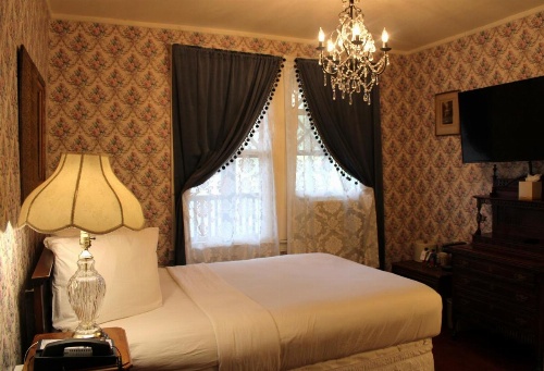 Copper Queen Hotel image 8